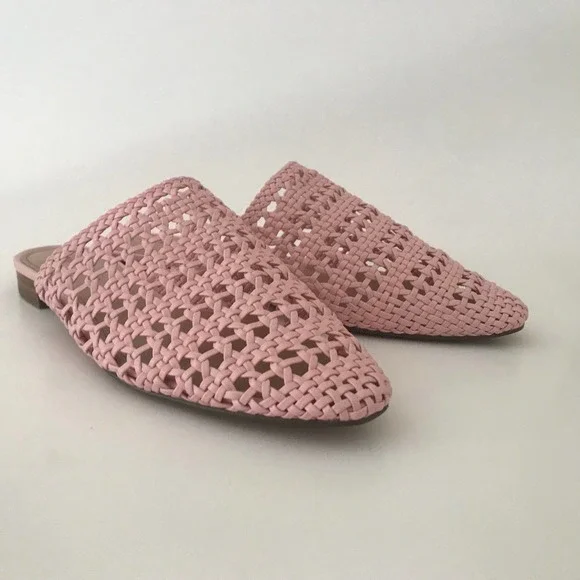 Banana Republic | Pink Woven Flat Mule | Size 6 - Picture 3 of 11